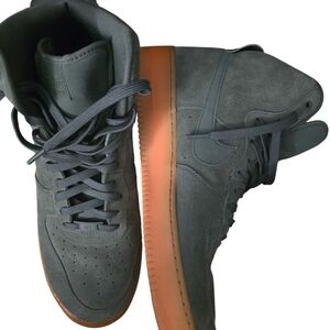 Nike Air Force 1 High 07 LV8 Suede 'Vintage Green' AA1118-300Mens